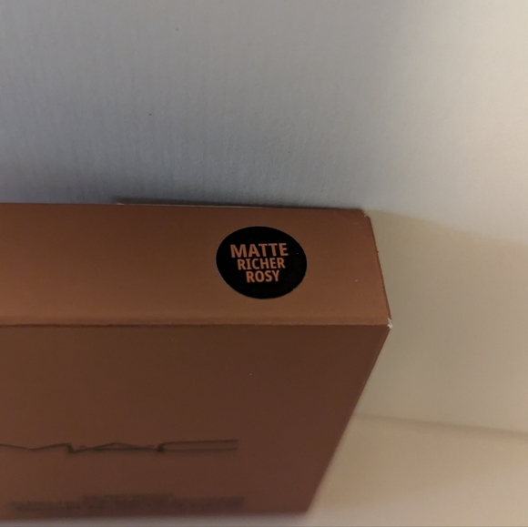 MAC Skinfinish Sunstruck Matte Bronzer - Richer Rosy - Picture 2 of 2
